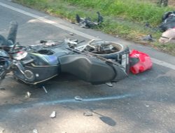 CB150R Kontra Trcuk Hino Pengendara Motor CB150R Luka Parah