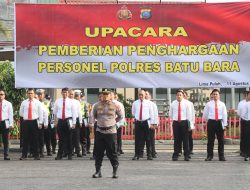 Polres Batu Bara Beri Penghargaan Kepada 31 Personel