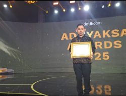 Bambang Irawan Perwakilan Jaksa Kejati Lampung Terima Penghargaan 3 Besar Nasional Adhyaksa Awards 2025