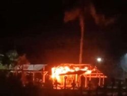Dua Unit Stand UMKM di Istana Niat Lima Laras Terbakar