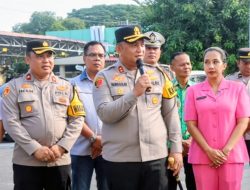 Kapolres Batu Bara Berangkatkan 1 Truck Bantuan ke Tapanuli Utara
