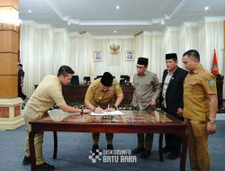 Bupati Batu Bara Hadiri Rapat Paripurna Pendapat Akhir Fraksi terhadap Tiga Ranperda