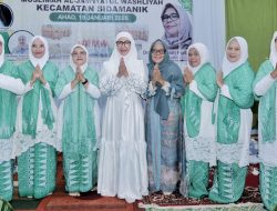 Hadiri Pengajian Akbar Muslimat Al Washliyah Manik Maraja, Ketua TP PKK Kabupaten Simalungun: Teruslah Menjadi Mitra Pemerintah Dalam Membina Umat